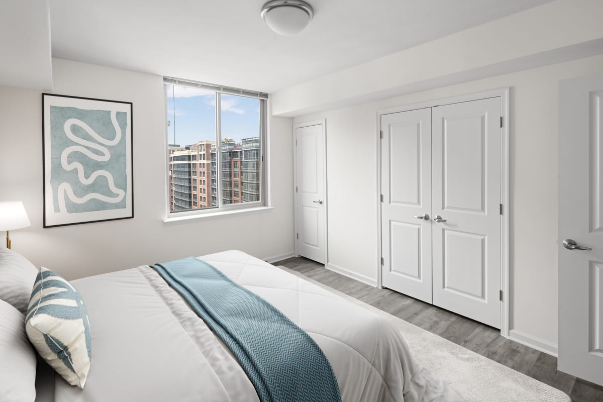 Photos and Video of 909 in Washington, DC