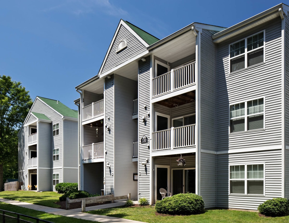Silverwood Farm apartment buildings and landscaped grounds - Prince Frederick, MD
