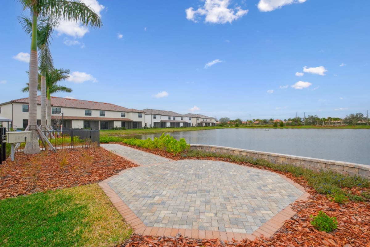 Fiore Townhomes lakeside view - Venice, FL