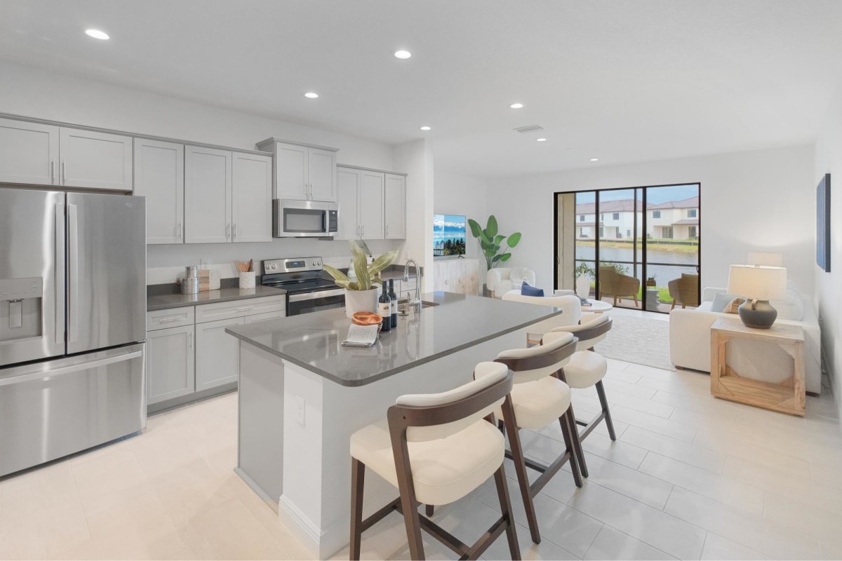 Fiore Townhomes kitchen and dining area - Venice, FL