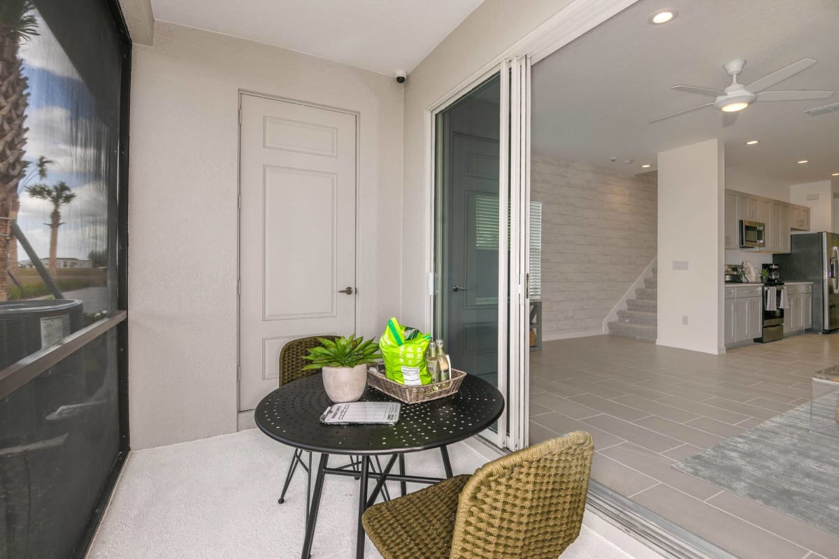 Martinique at Lakewood Ranch screened lanai porch - Lakewood Ranch, FL