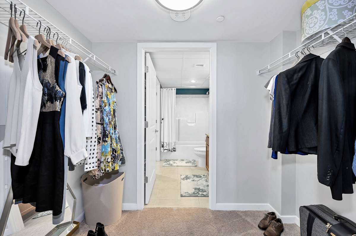 Prosperity Flats walk-in closet storage - Fairfax, VA