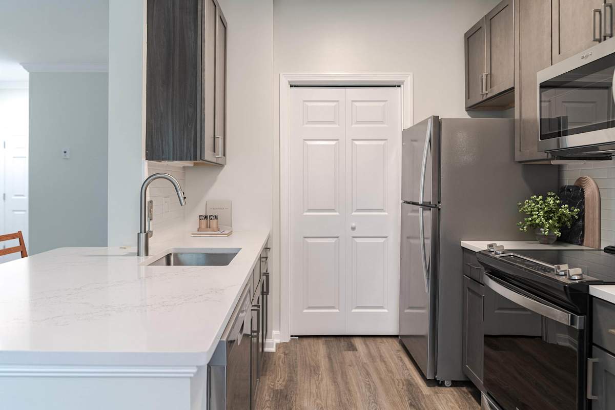 The Ridge apartment kitchen features - Waltham, MA