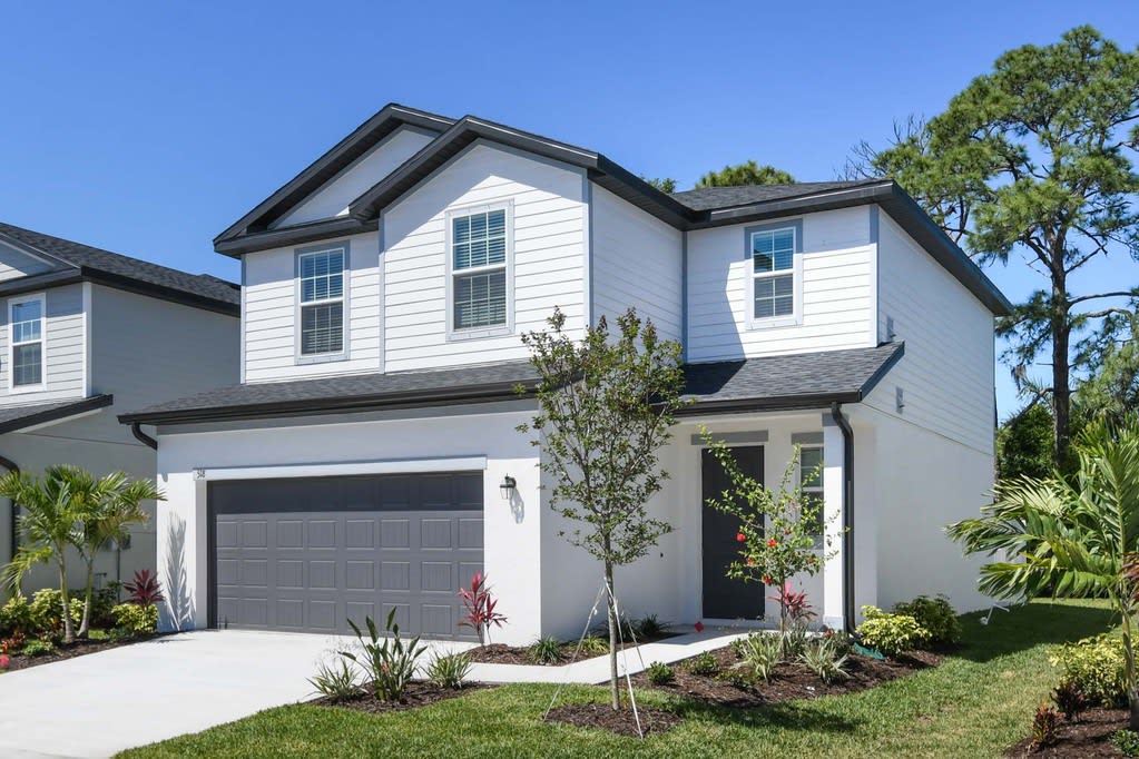 Cantabria exterior view - Bradenton, FL
