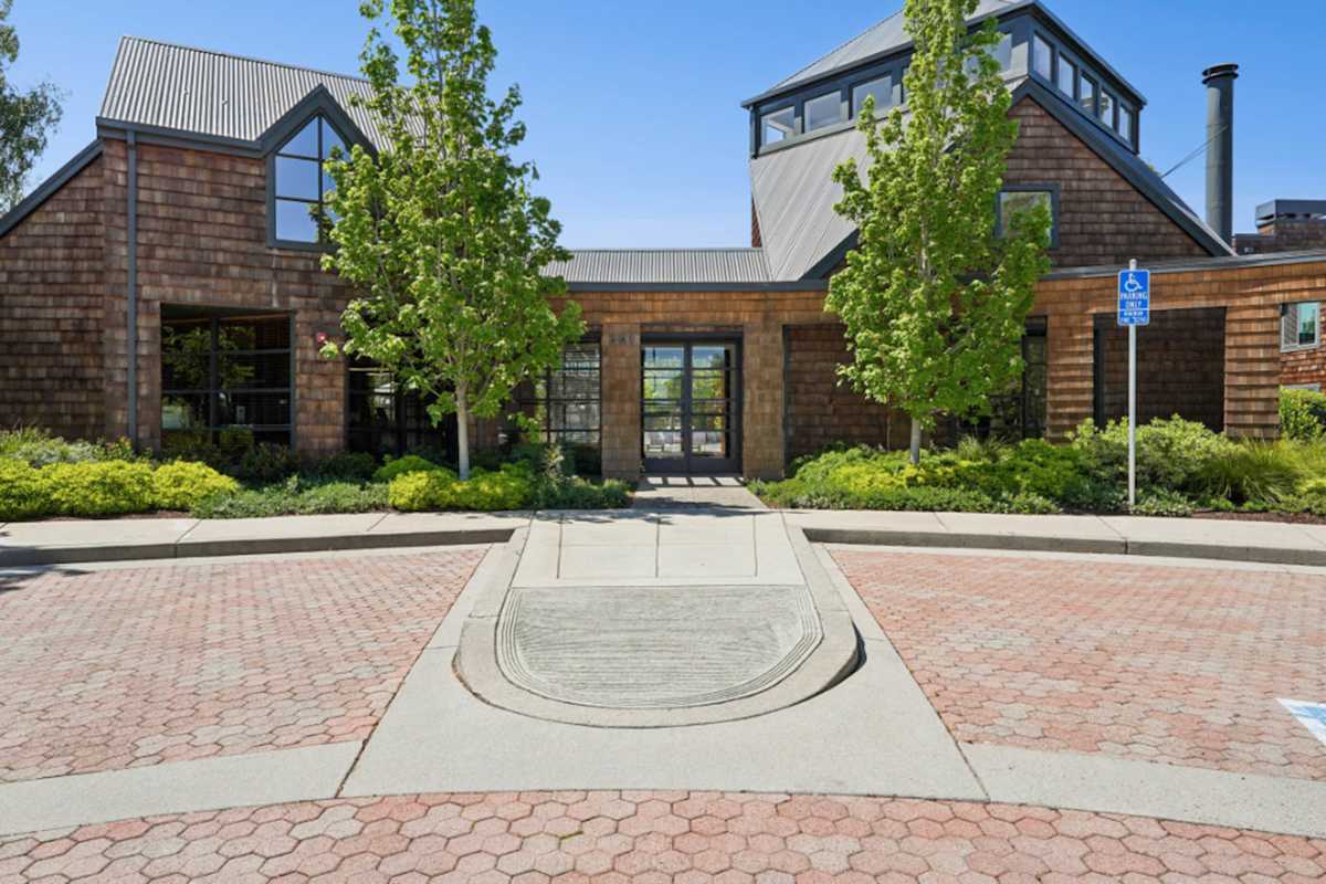Indian Creek Apartments building entrance - Redwood City, CA