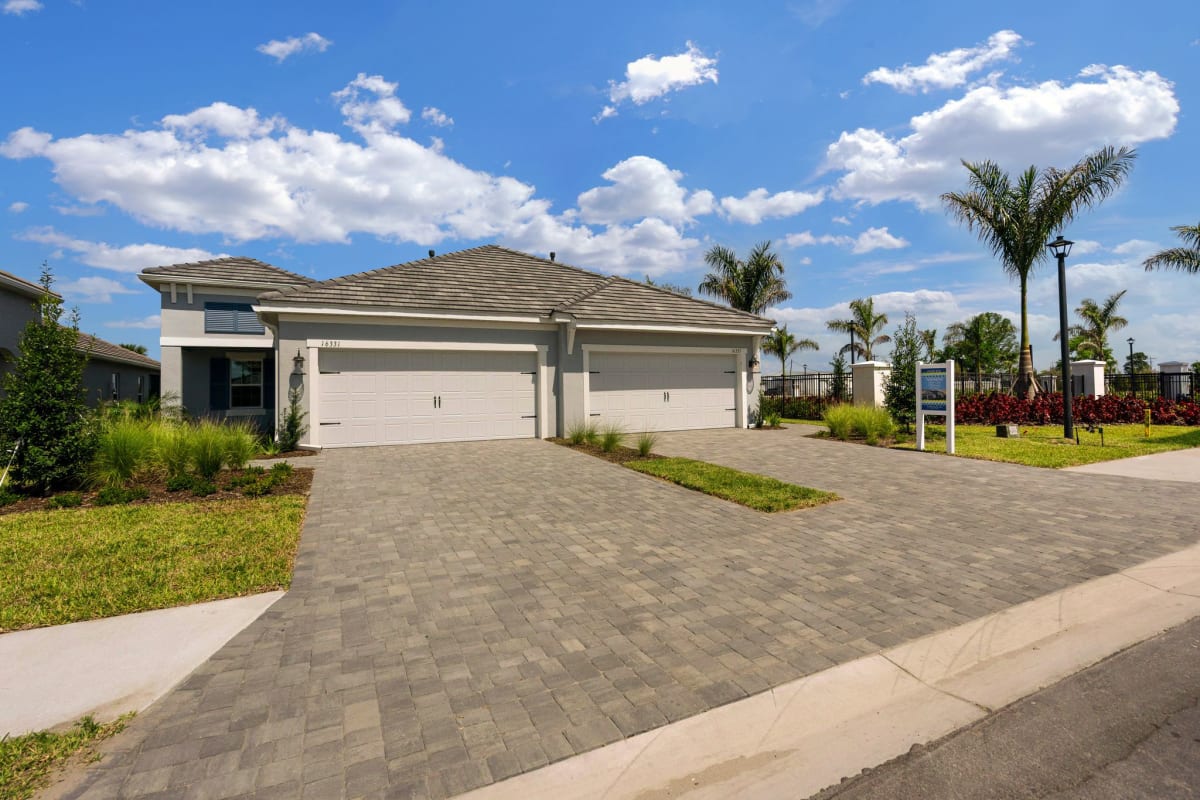 Marisol villa exterior with garage and driveway - Lakewood Ranch, FL