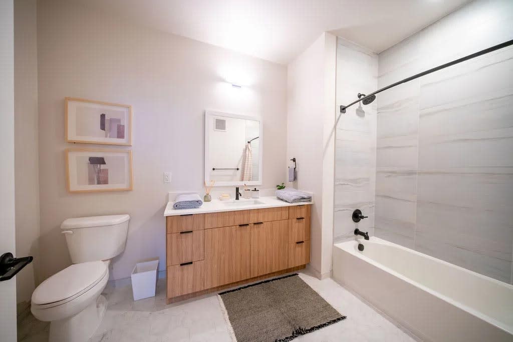 Photos and Videos of Harwood Flats in North Bethesda, MD