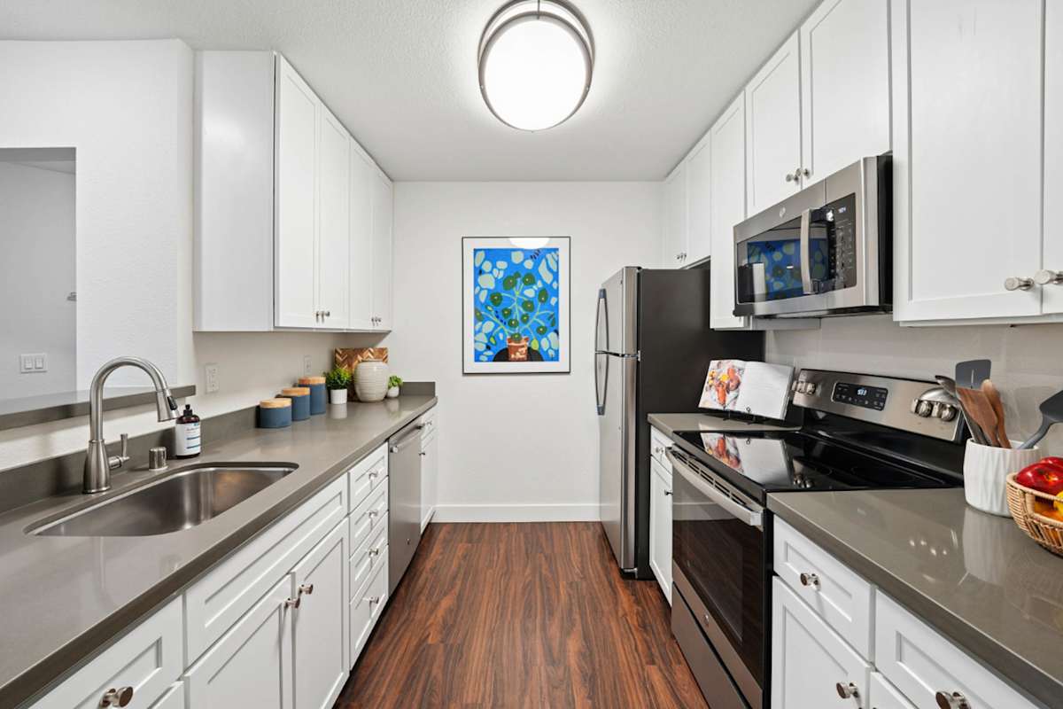 Pescadero Apartments kitchen interior - Redwood City, CA