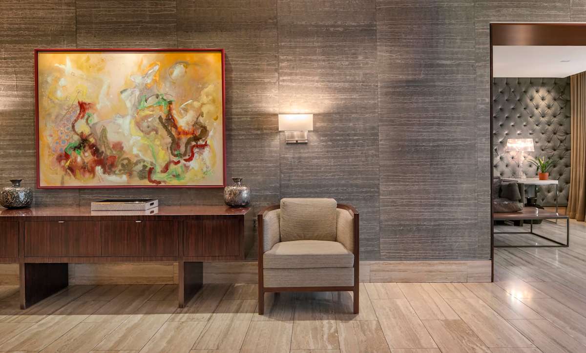 The Promenade at Harbor East lobby - Baltimore, MD