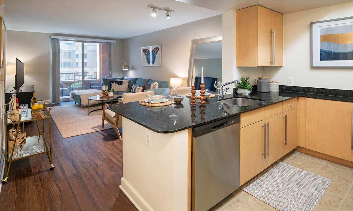 Spinnaker Bay at Harbor East apartment kitchen detail - Baltimore, MD