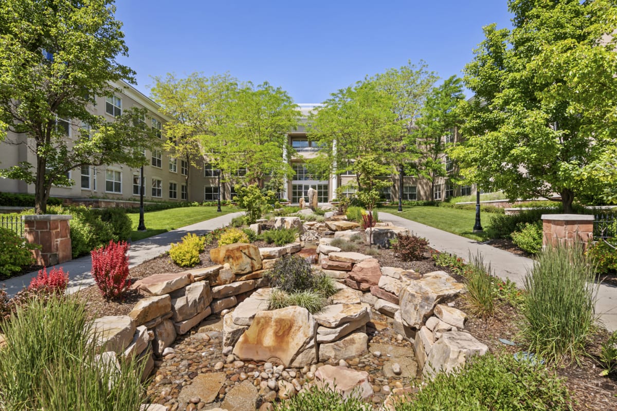 Photos and Video of Colonial Court Apartments in Ogden UT