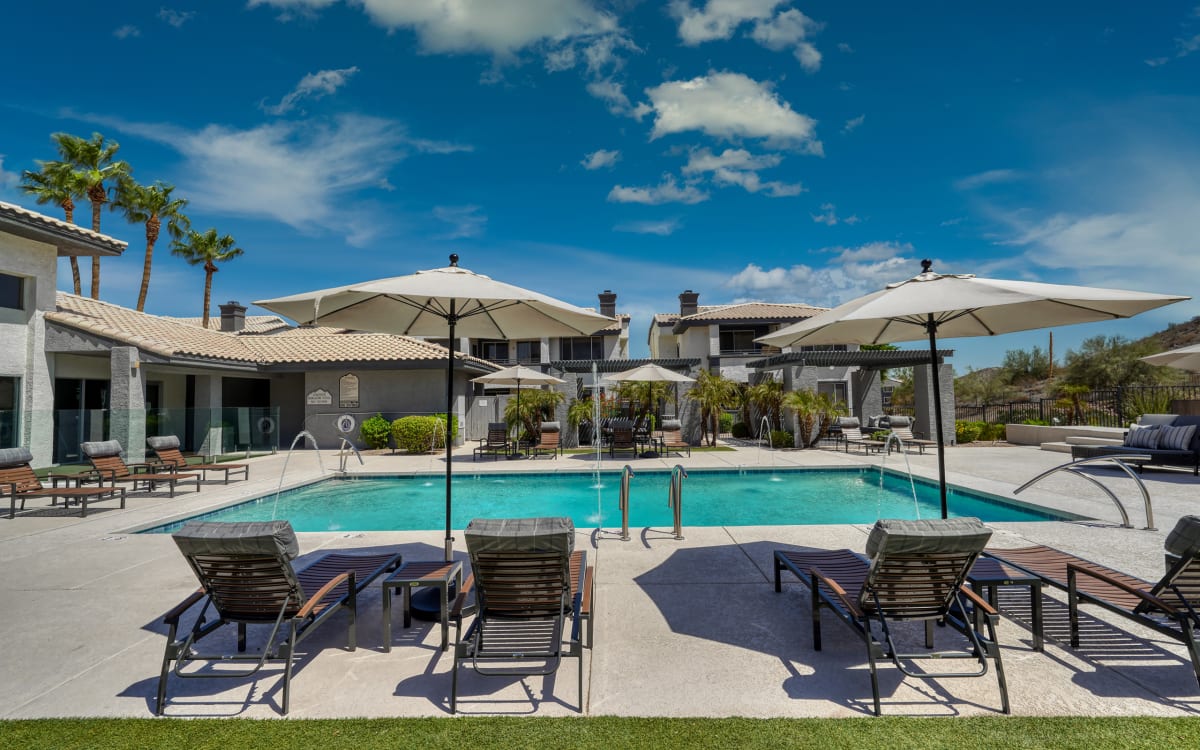 Pool and poolside area at Mountainside.