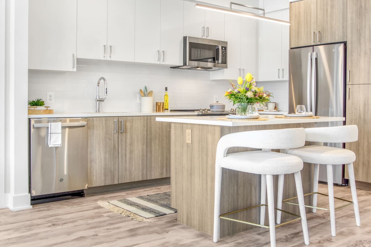 Photos and Video of Westmont Apartments in Arlington, VA