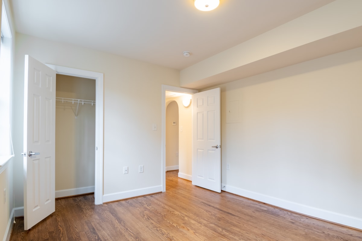 Photos and Video of Clarendon Court in Arlington VA