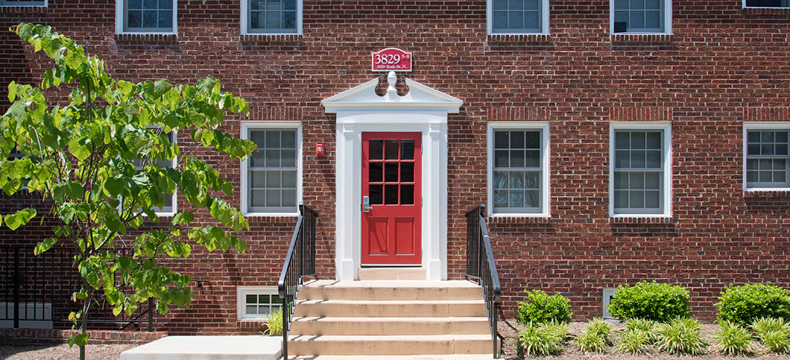 Photos and Video of Clarendon Court in Arlington VA