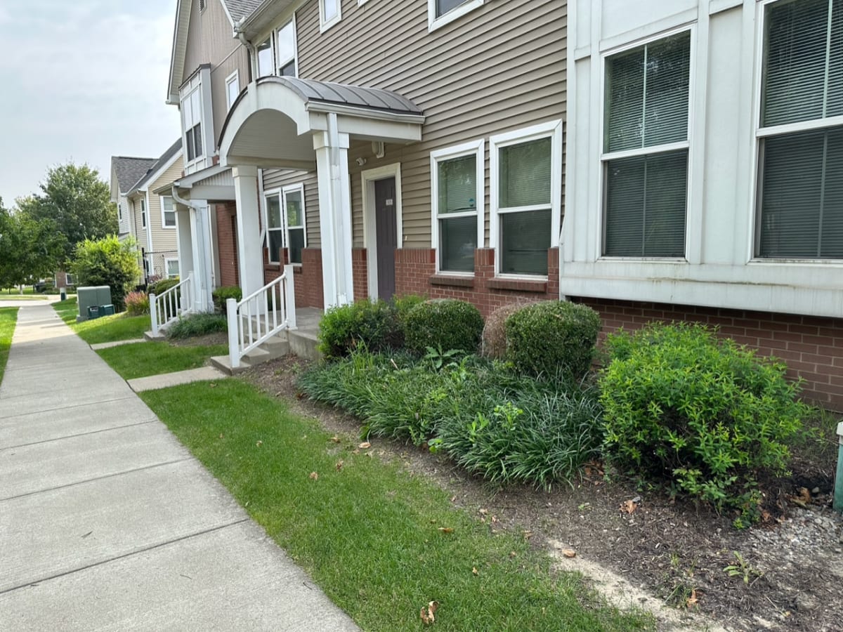 Photos and Video of Tremont Pointe Apartments in Cleveland, OH