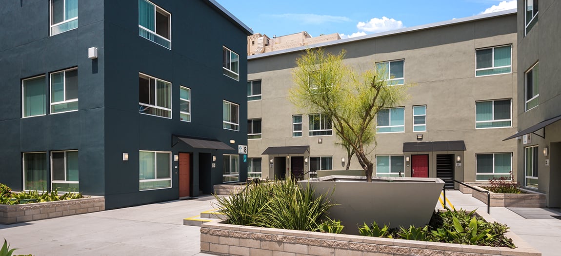 Photos and Video of MacArthur Park Apartments in Los Angeles, CA