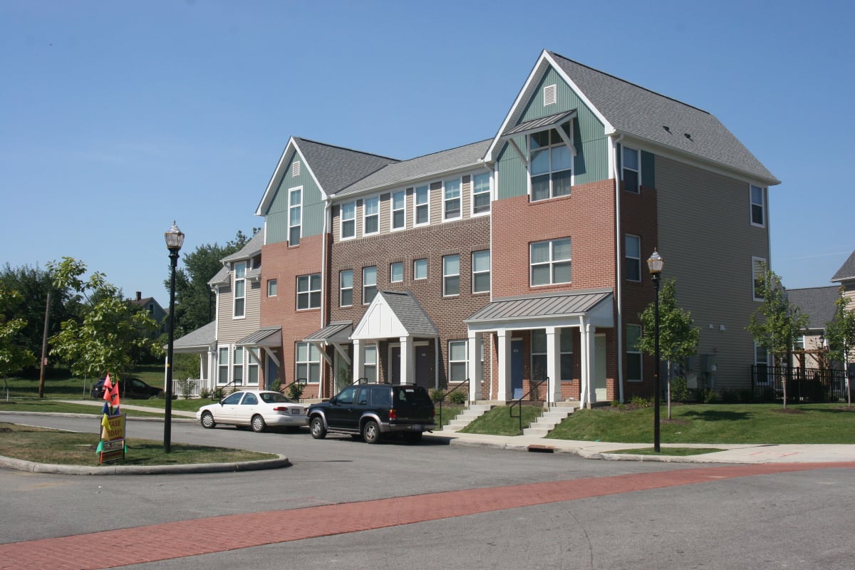 Photos and Video of Tremont Pointe Apartments in Cleveland, OH