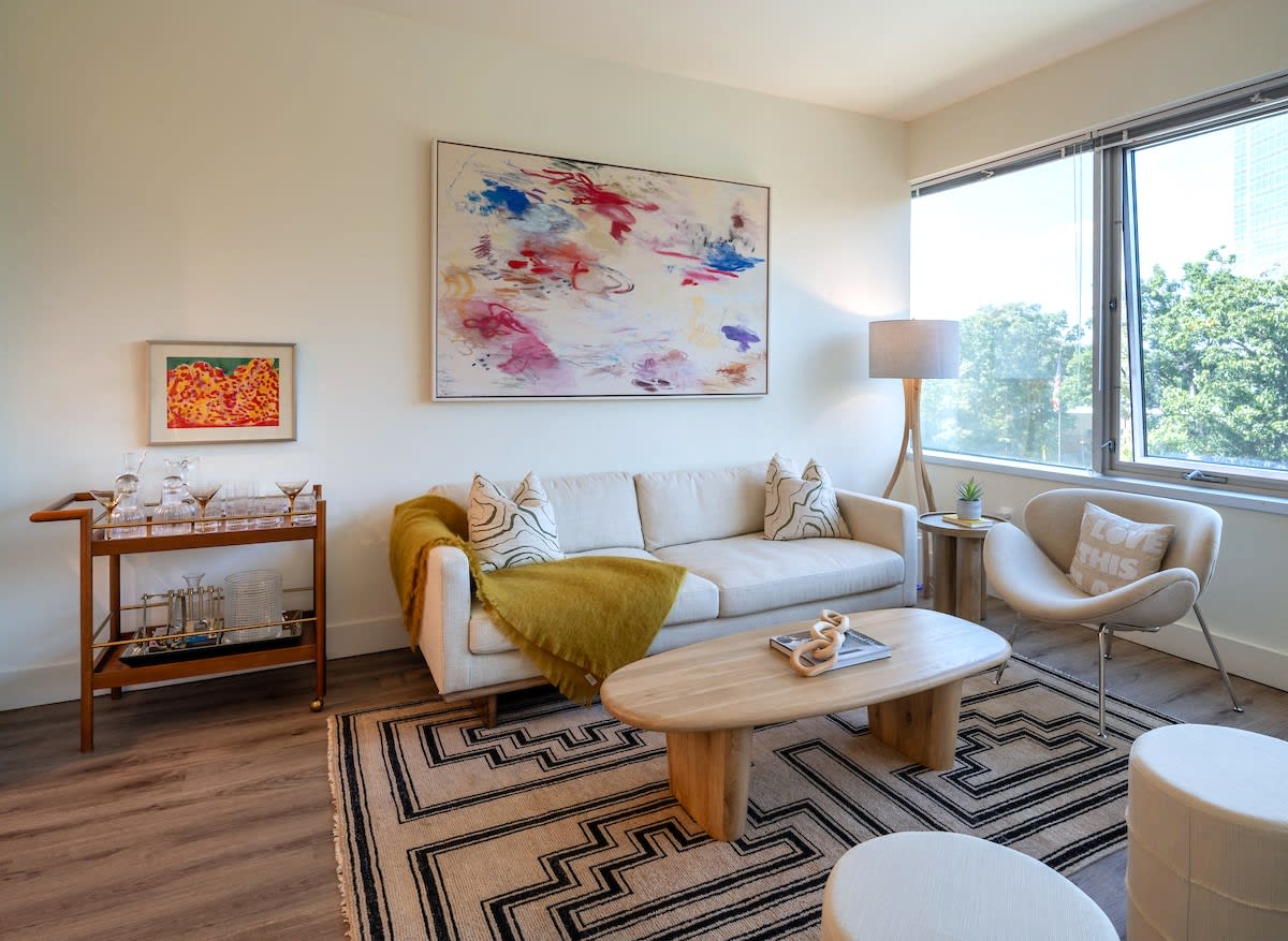 Apartments for Rent in Alexandria, VA Sinclaire on Seminary