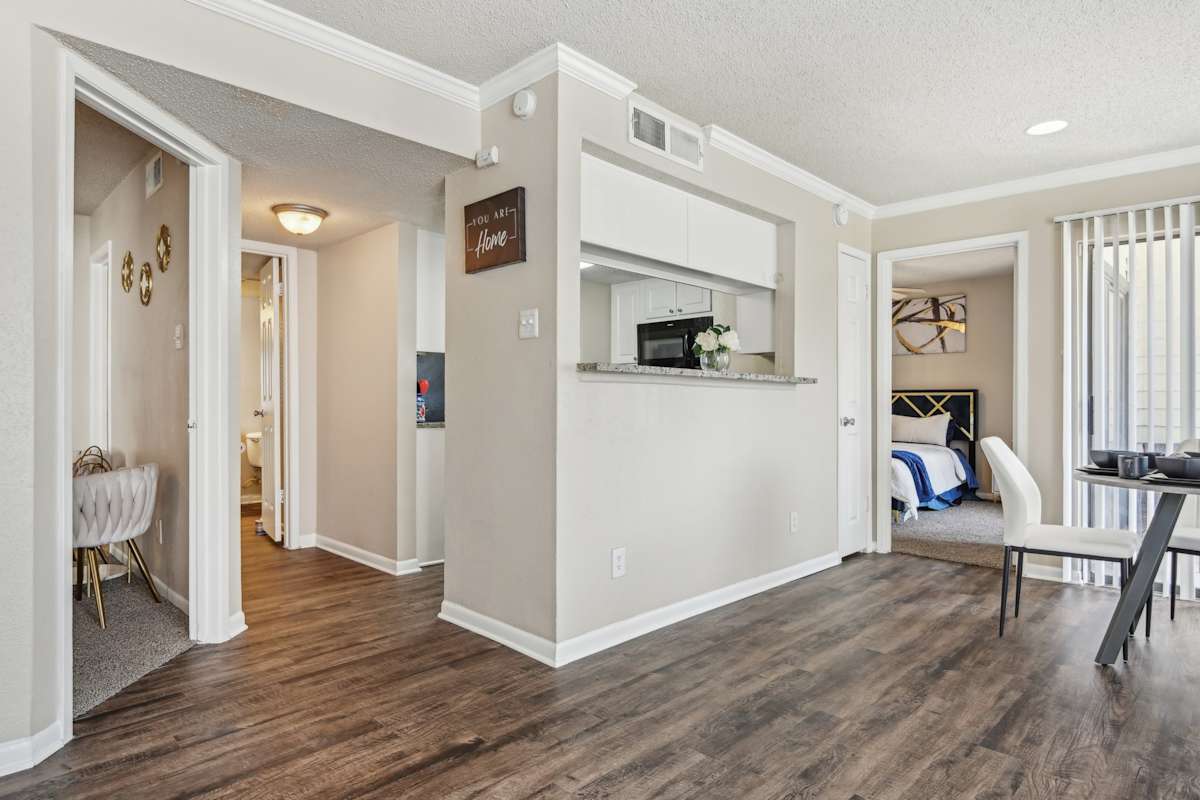 The Glen at Highpoint apartment photo