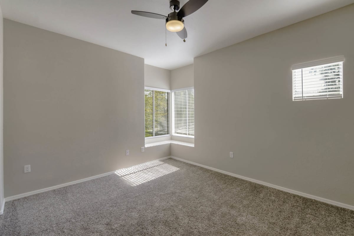 Apartments for Rent North Phoenix Sweetwater at Metro North