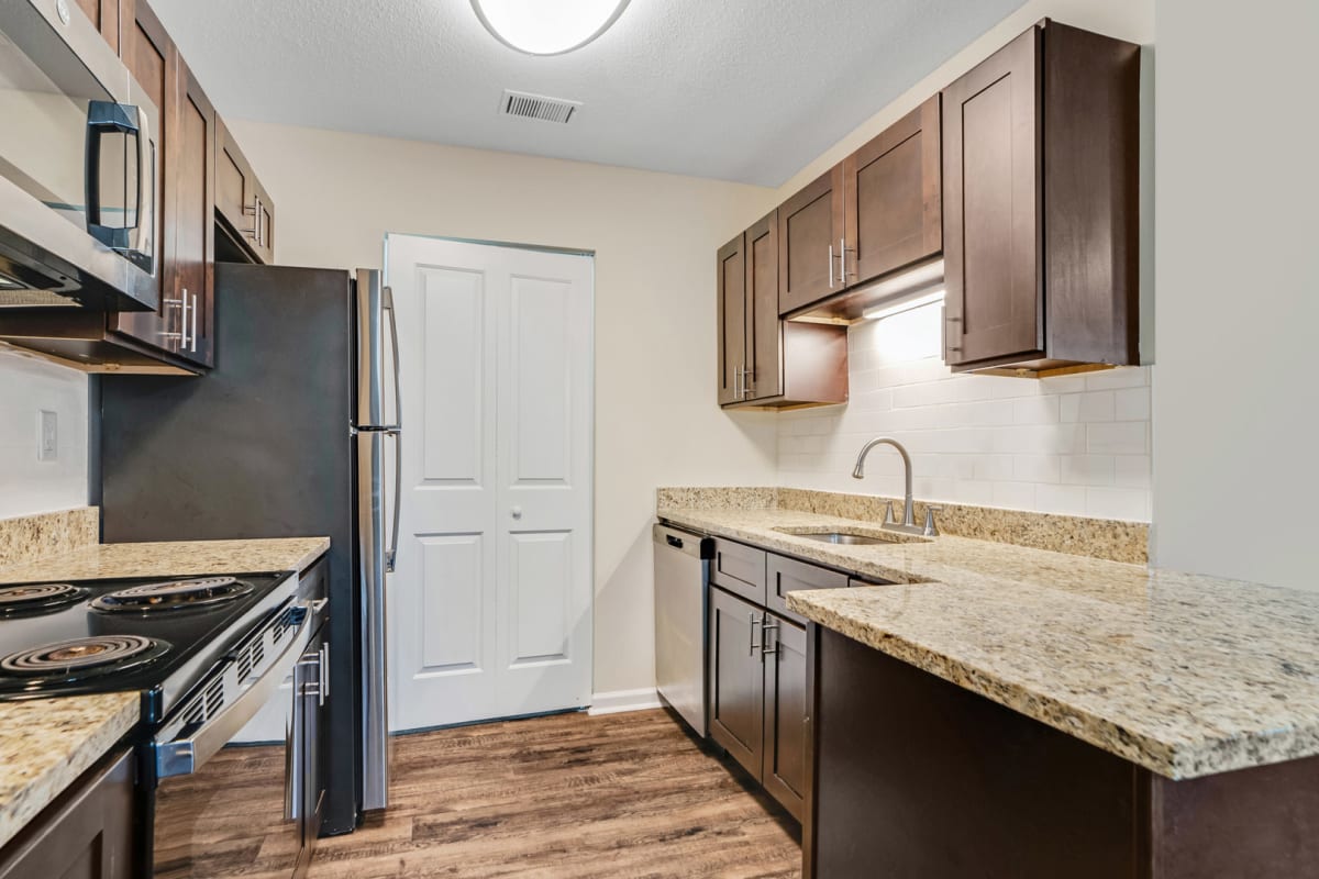 St. Charles Apartments Glen at Bogey Hills