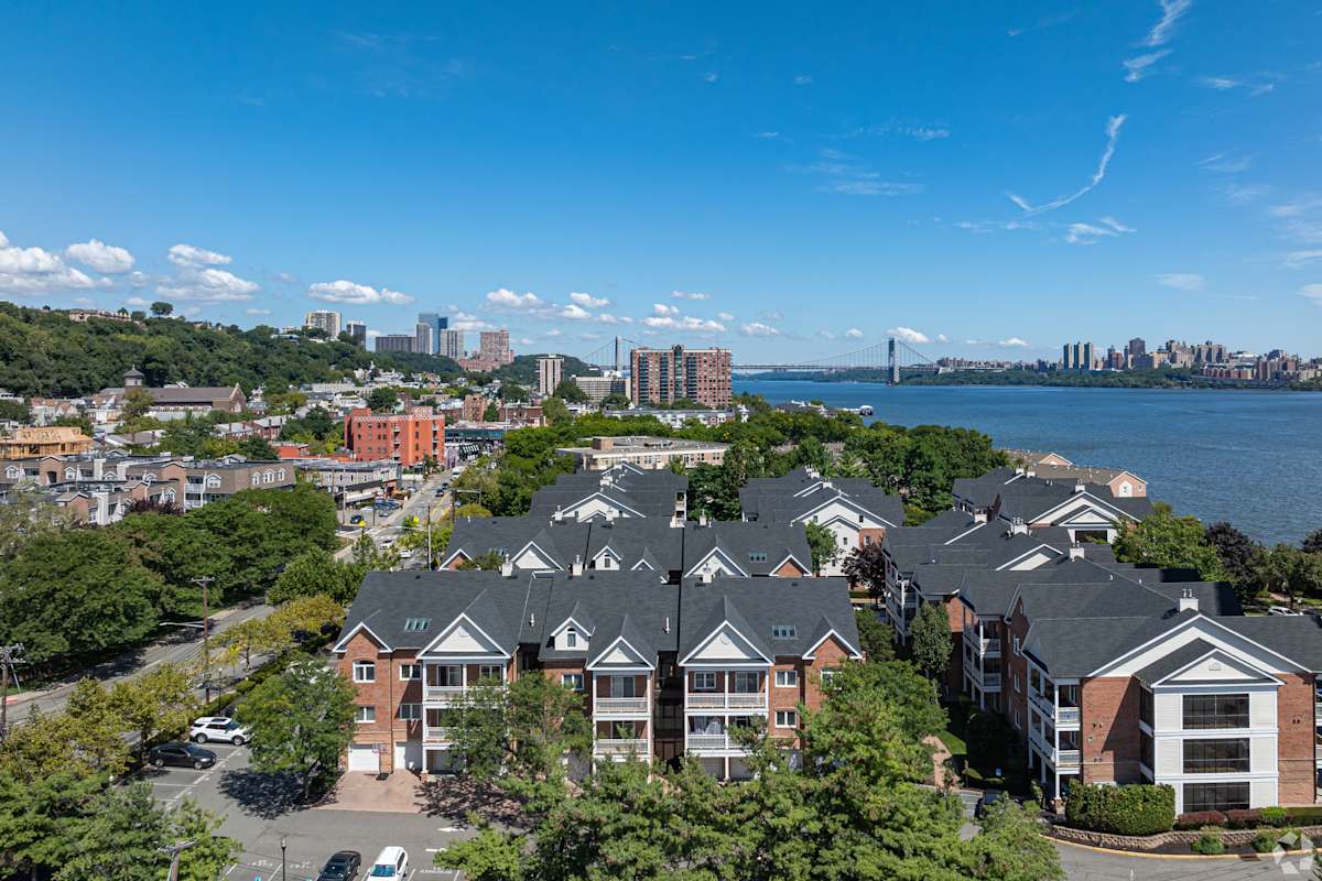 Mariners Landing aerial waterfront view - Edgewater, NJ