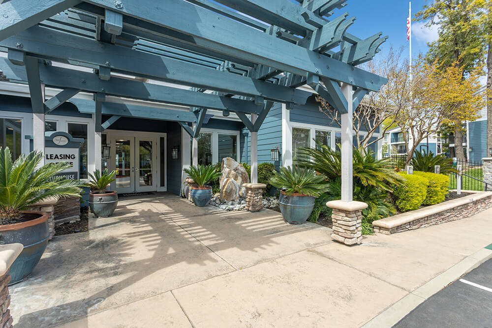 Photo Gallery Fountains at Point West