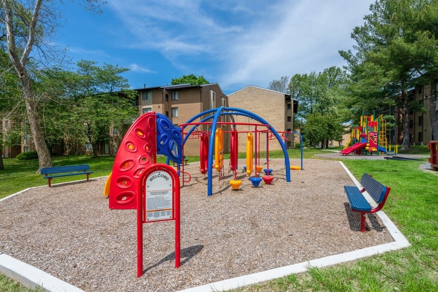 Photos of Spring Parc Apartments in Silver Spring, MD