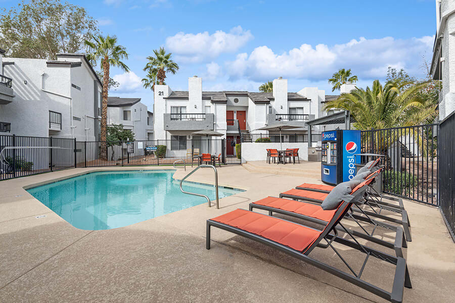 Pool and poolside area at Crystal Creek.