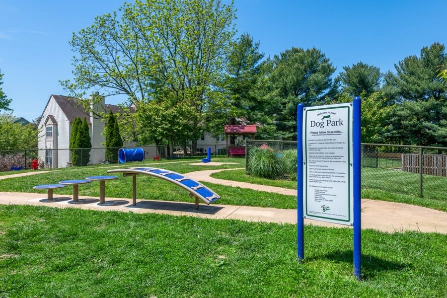 Photos of Spring Parc Apartments in Silver Spring, MD