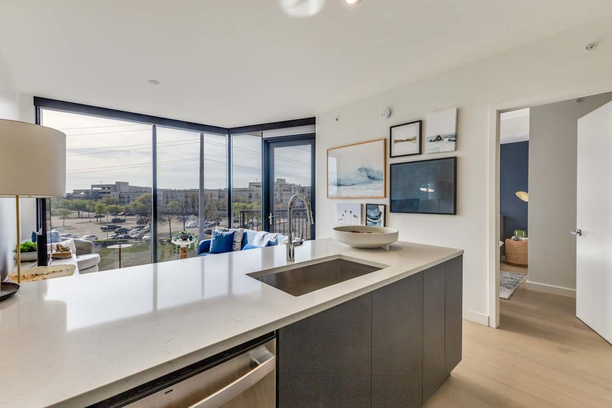 Eastline apartment photo
