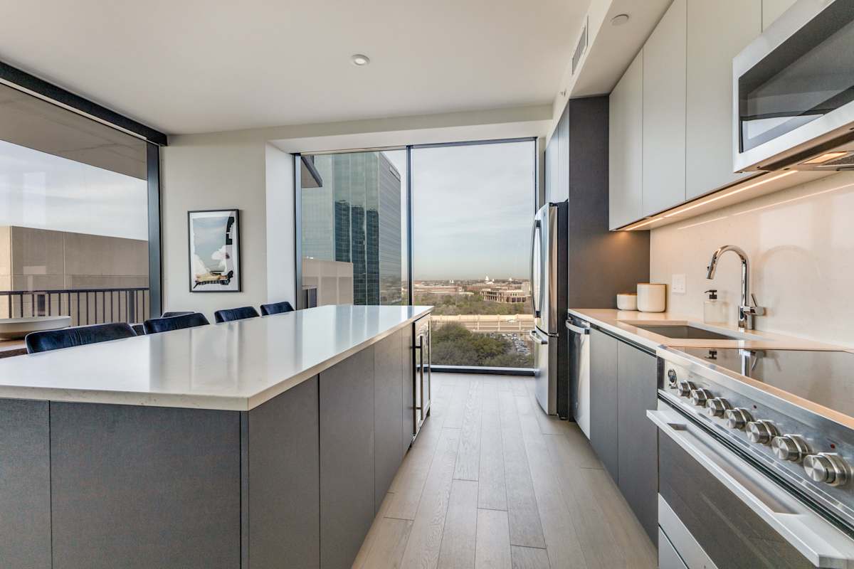 Eastline apartment photo