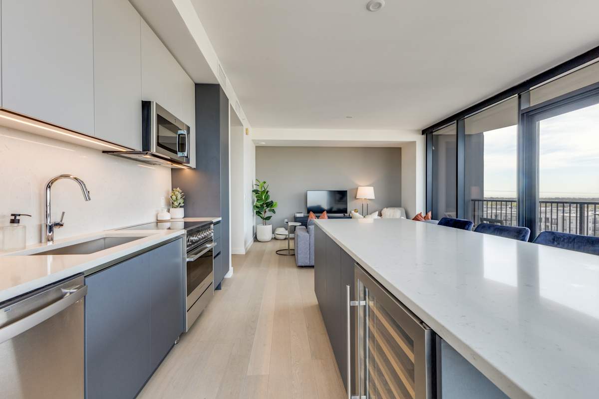 Eastline apartment photo