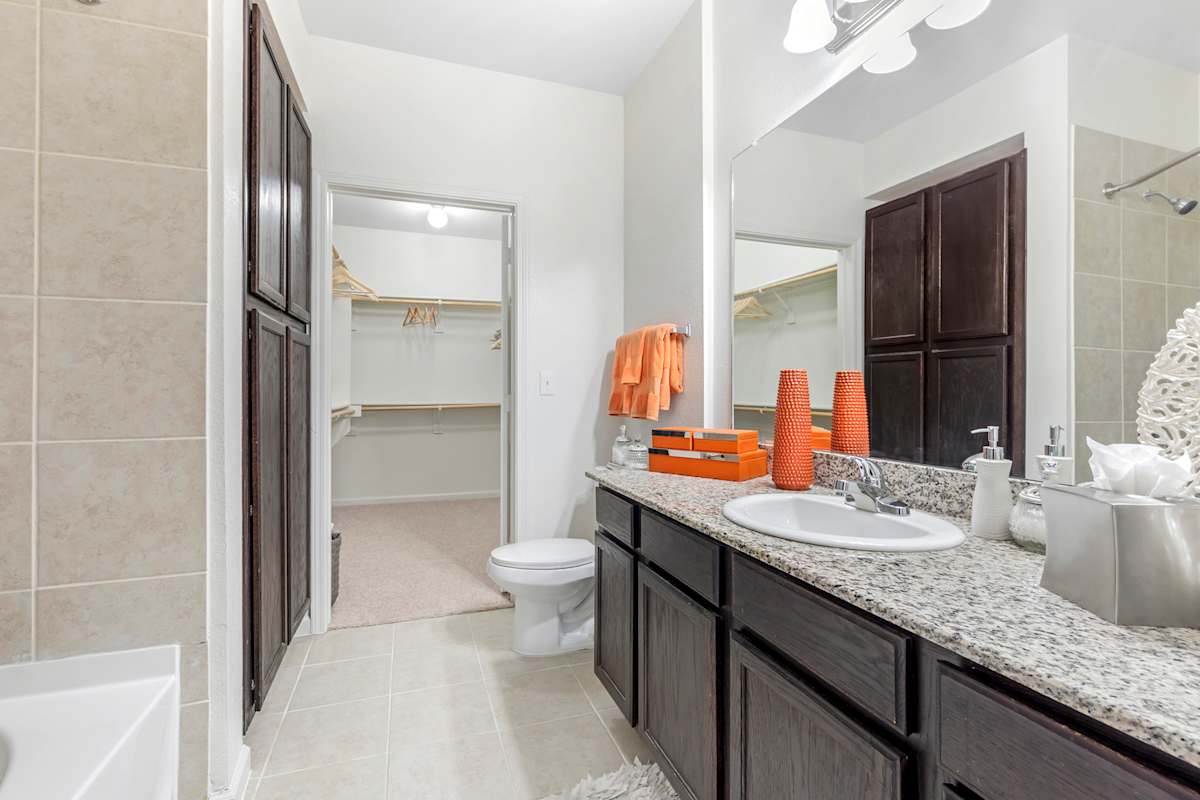 Mansfield on the Green Apartments apartment photo
