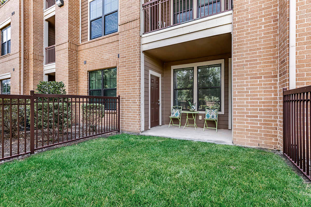 Mansfield on the Green Apartments apartment photo