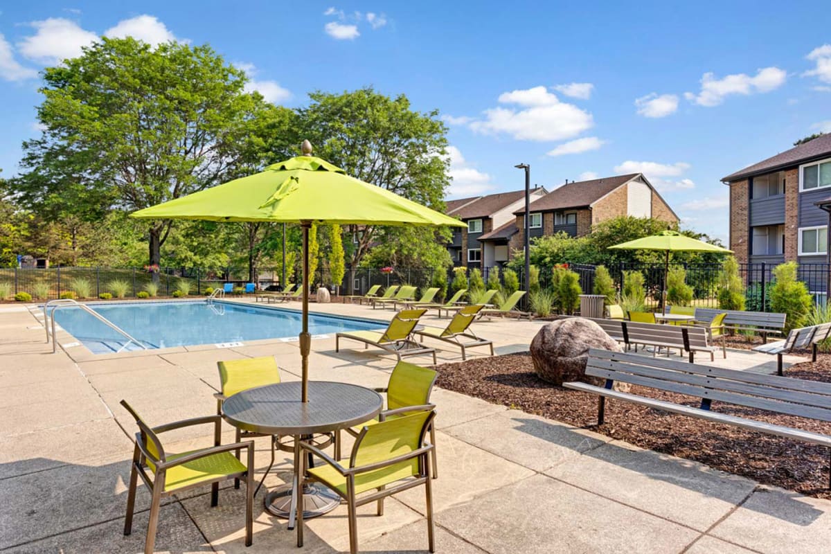 Photos Ridgewood Apartments Luxury Apartments in Grand Rapids, MI