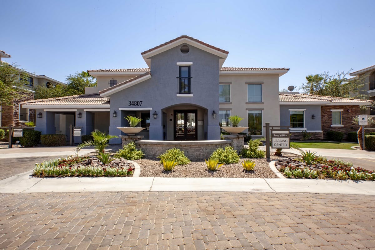 Ironhorse At Tramonto Apartments
