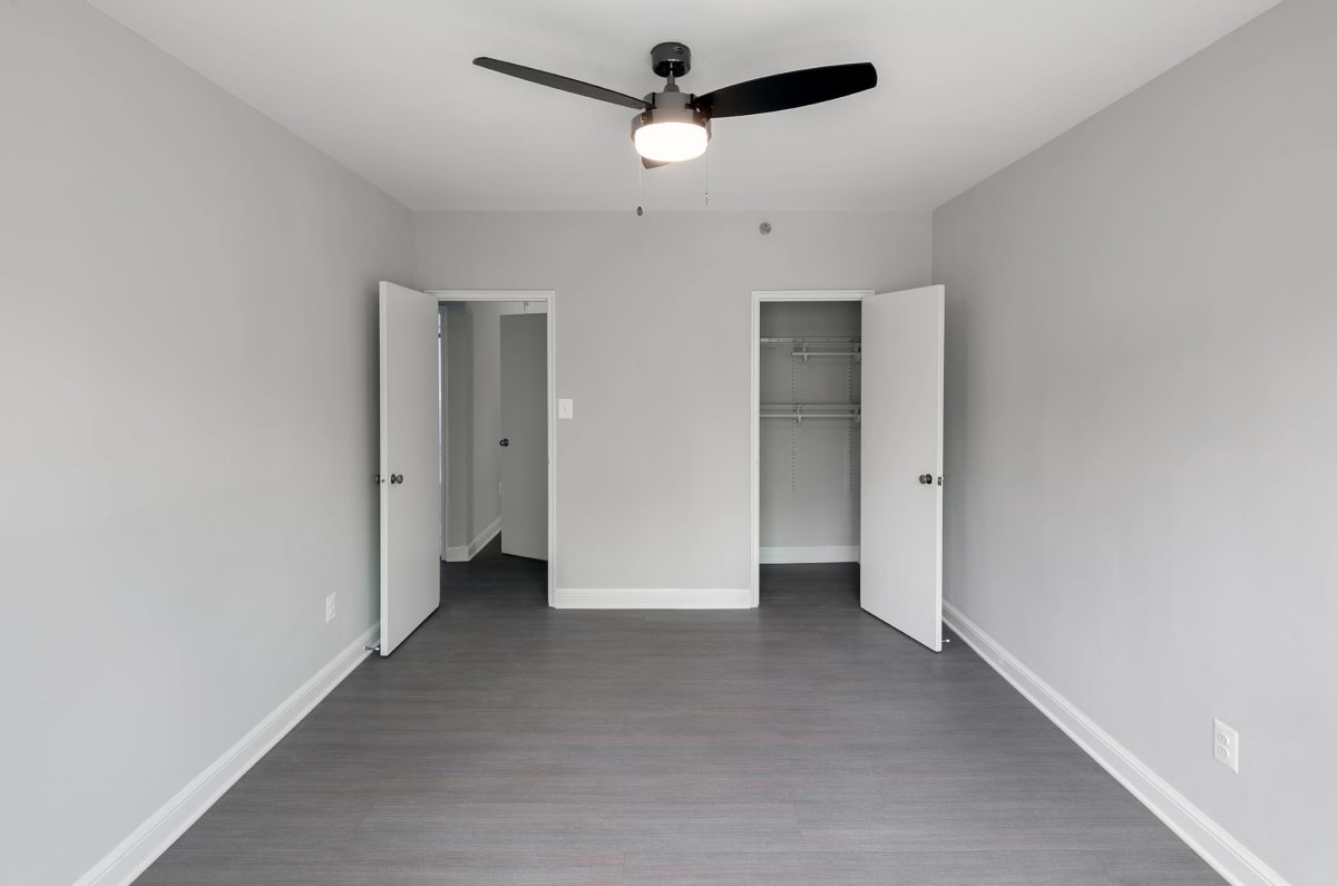 Apartments for Rent in Rosslyn, VA 1500 Arlington Apartments