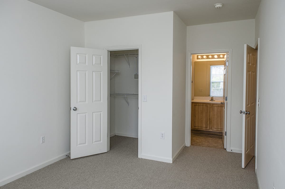 Apartments for Rent in Rockville, MD The Residence at King Farm