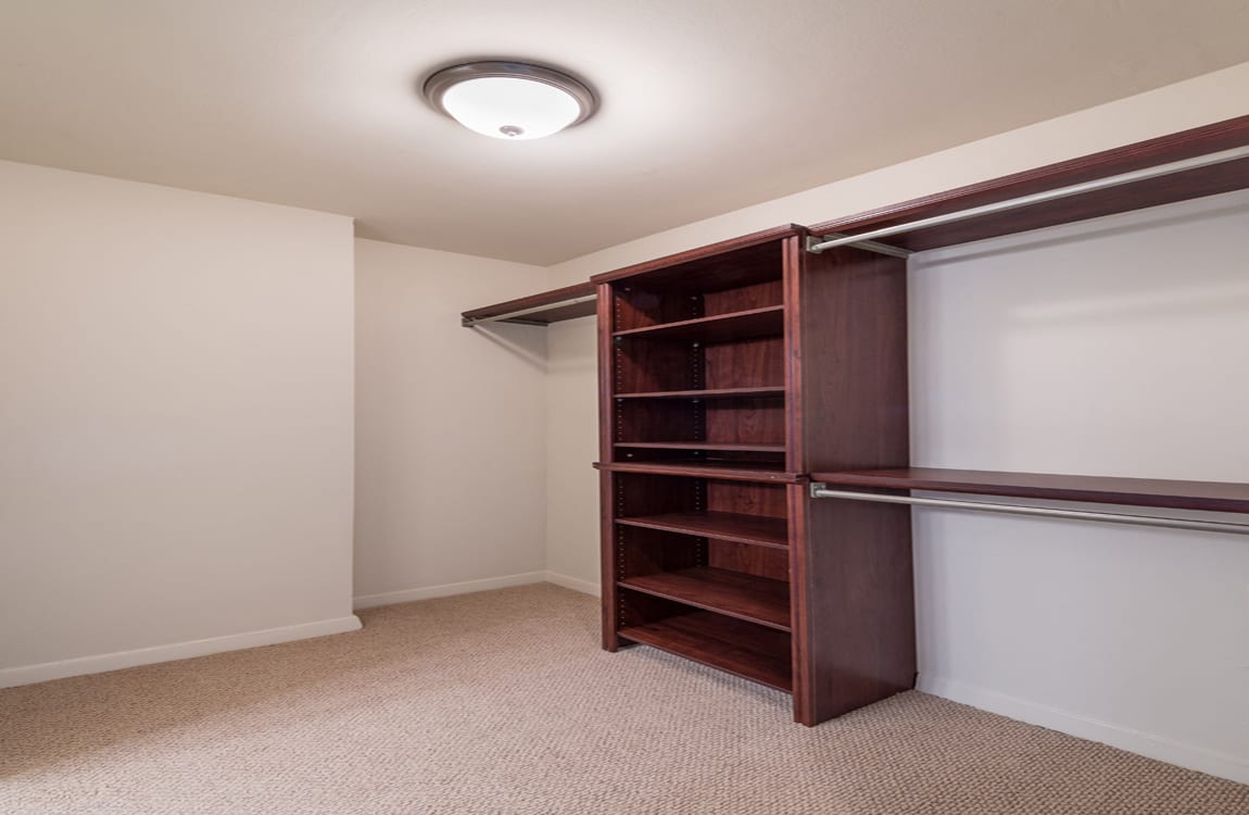 The 925 Apartments walk-in closet storage - Washington, DC
