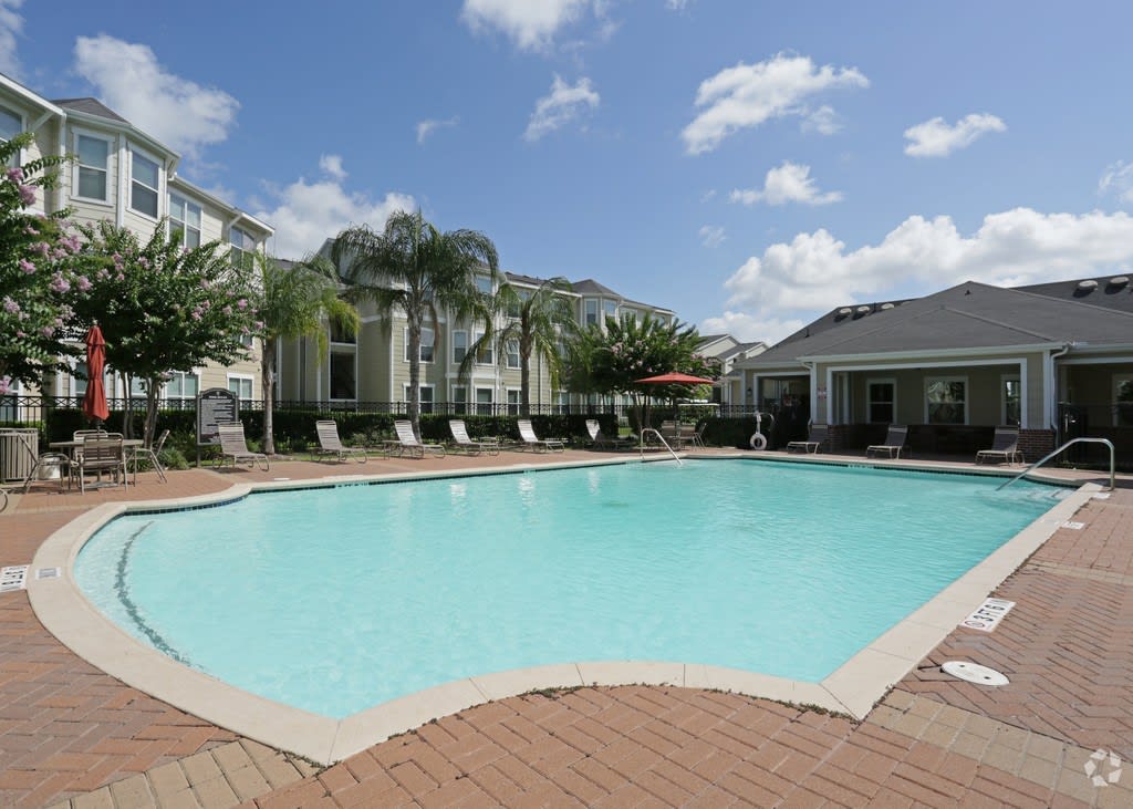 The Crossings At Hillcroft