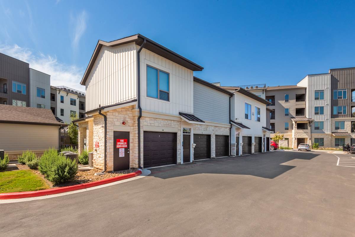 Photos and Video of Brightleaf at Lakeline in Austin, TX