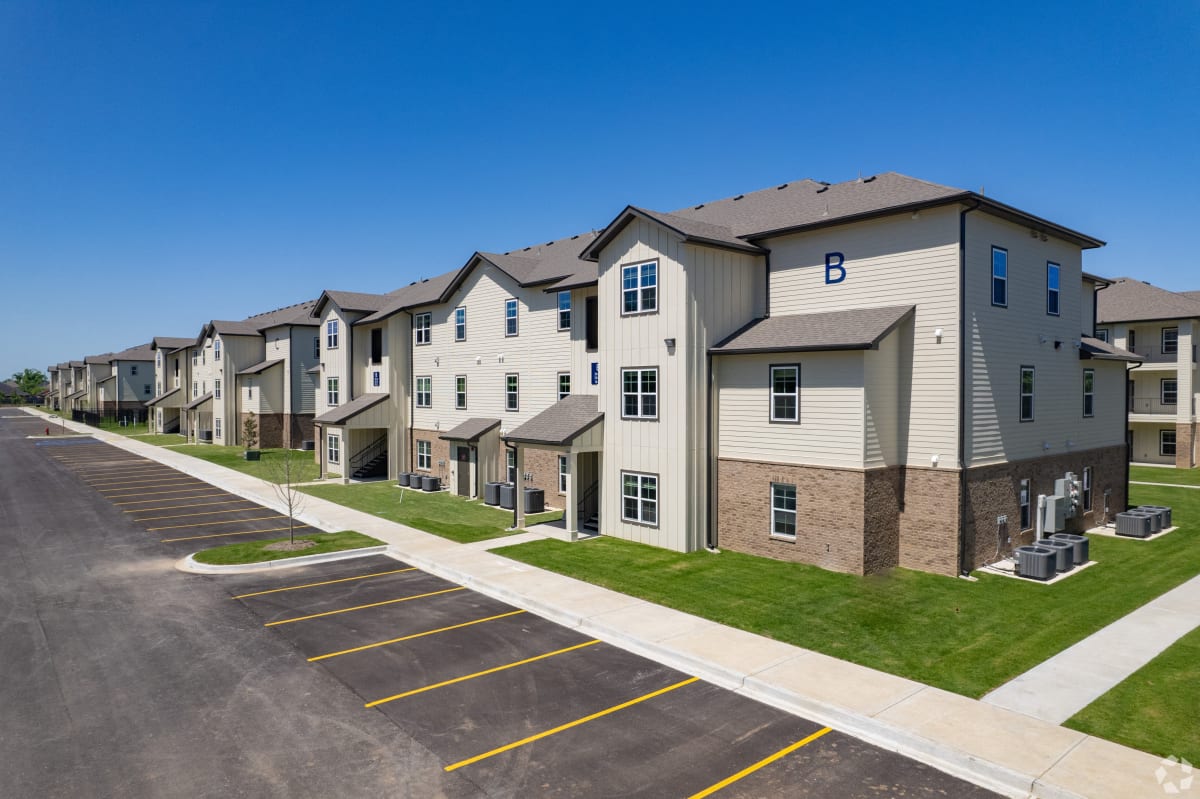 Apartments near McNeese State University | Beau Chene Lake Charles