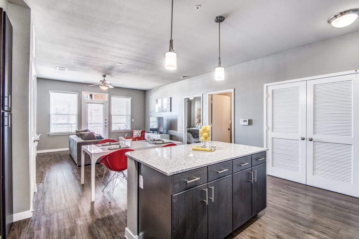 78209 Zip Area Apartments Republic at Alamo Heights