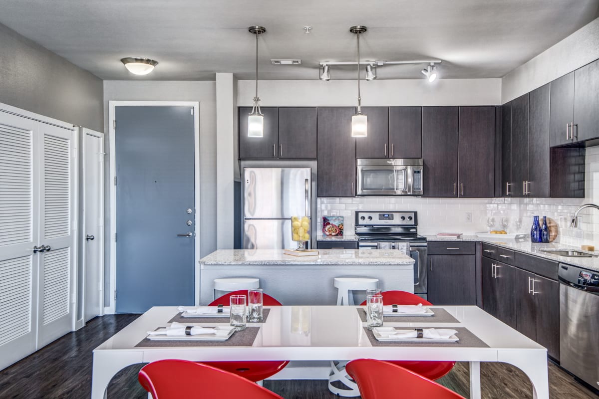 78209 Zip Area Apartments Republic at Alamo Heights