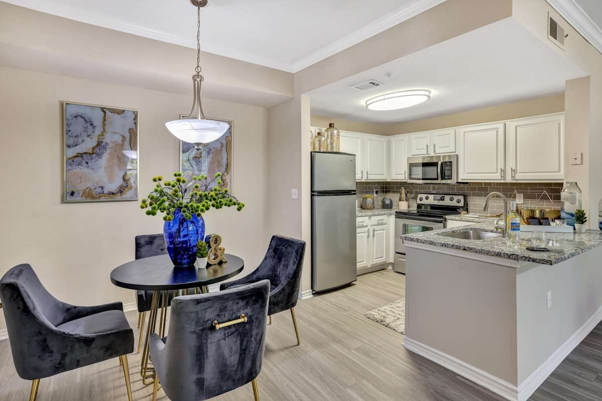Hidden Lakes Apartments apartment photo