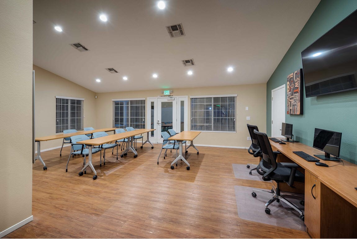 Photos and Video of Brookside Crossing Affordable Apartments in Lincoln, CA