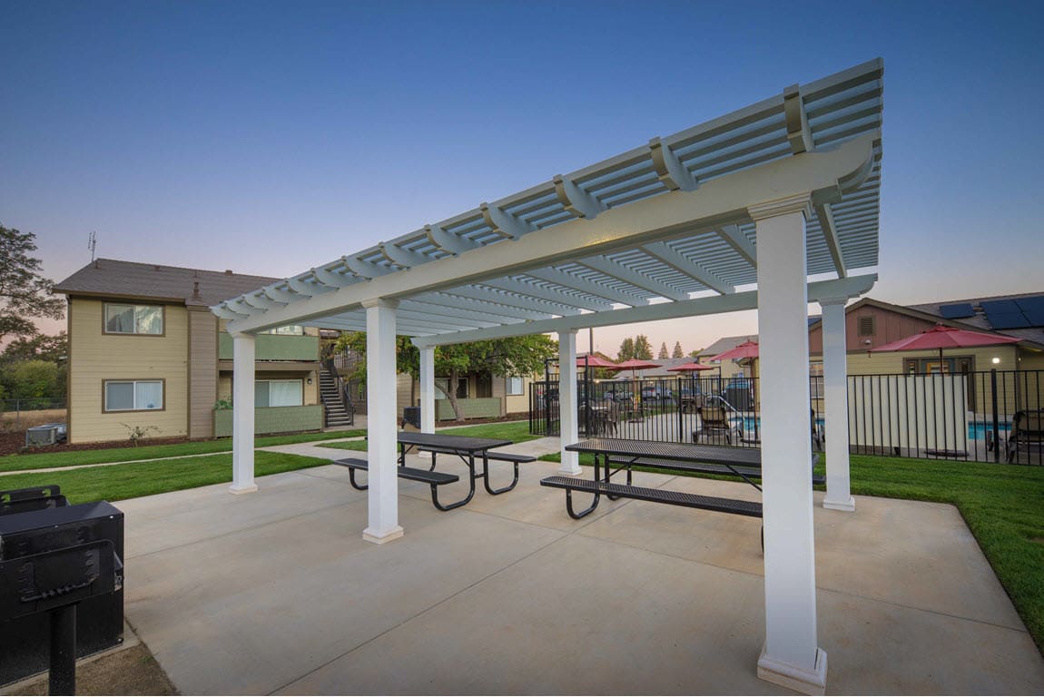 Photos and Video of Brookside Crossing Affordable Apartments in Lincoln, CA