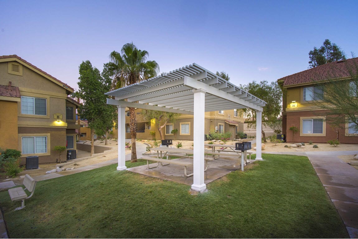 Photos and Video of Verbena Crossing Apartments Affordable Apartments